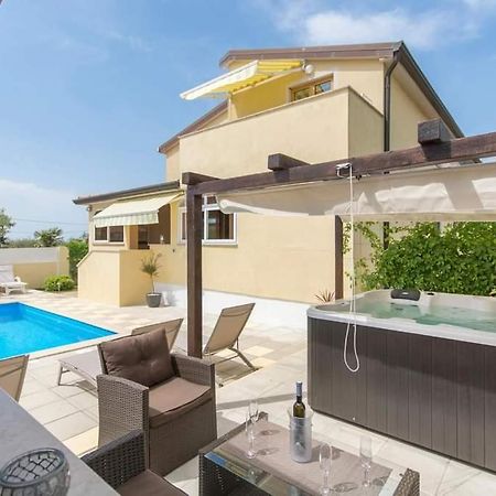 Gimy Villa&App 1 Porec Gedici Exterior photo